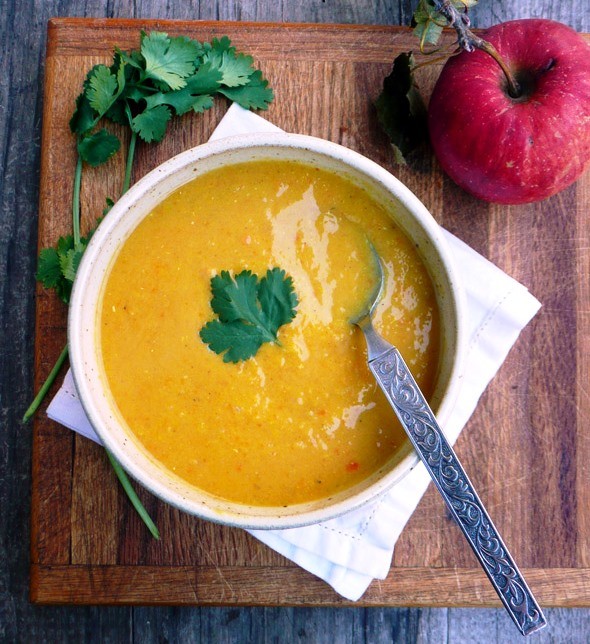 Curried Red Lentil &#038; Apple Soup, Friday Night Snacks and More...