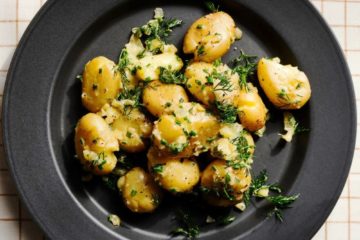 Buttered Potatoes With Salted Lemon