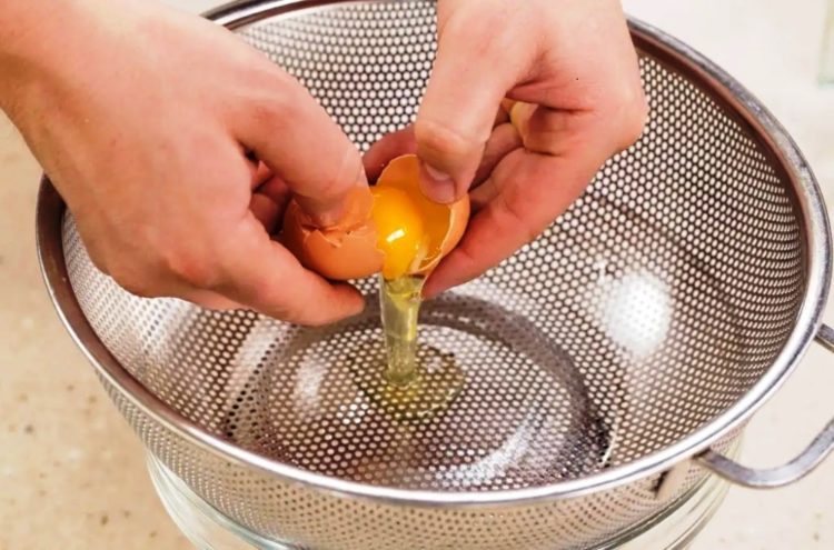 Poached Egg Colander